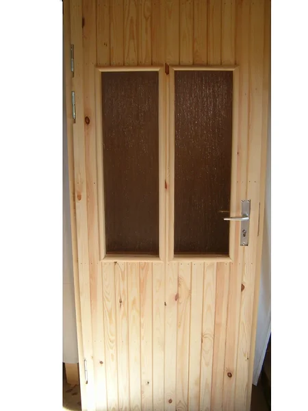 Välisuks kahe ristkülikuga